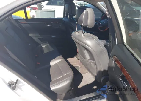 2012 Mercedes-Benz S 550 из США, поврежденный, VIN WDDNG7DB2CA421504